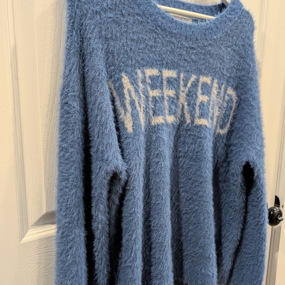 The Salty Babe 'Weekend' Eyelash Sweater - Picture 2 of 5